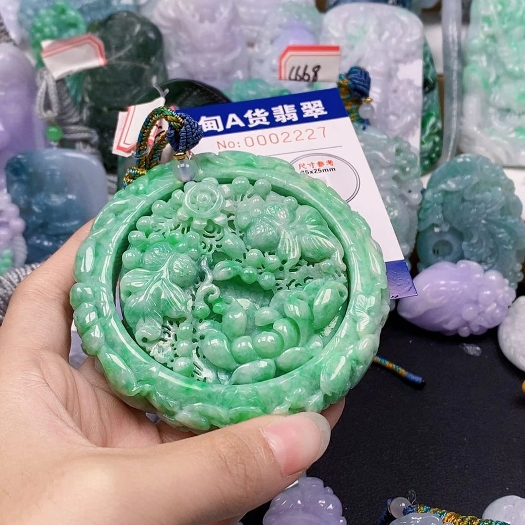 吊坠(不含链)未镶嵌翡翠可*