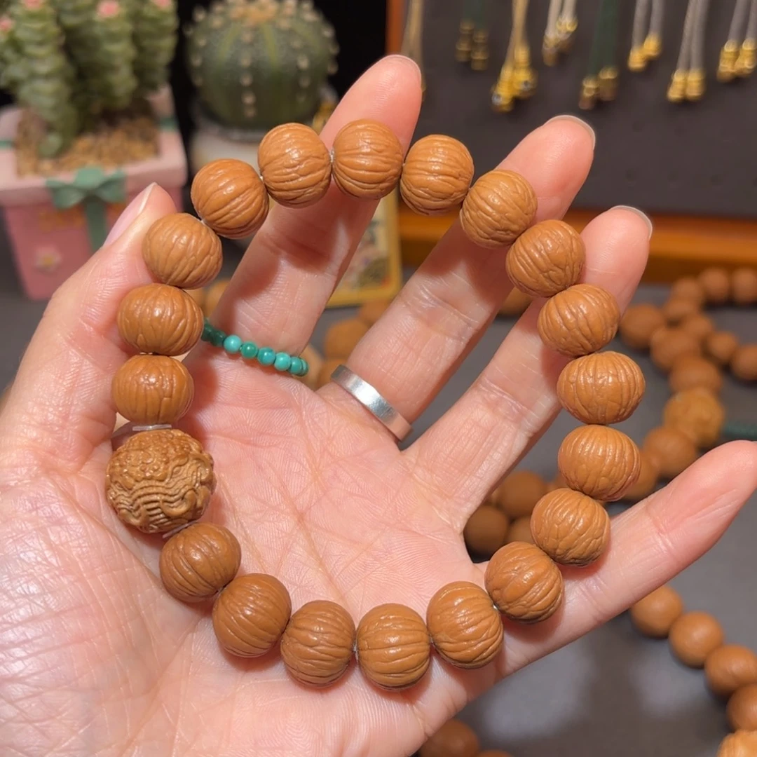 *****猴头核桃吊坠土豪手串