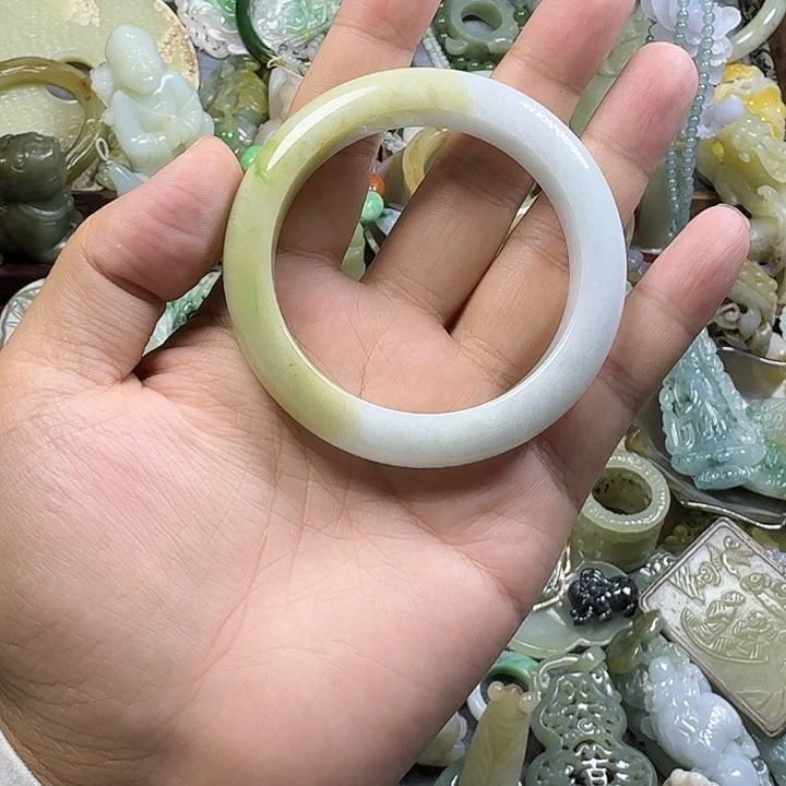 登***登翡翠未镶嵌手镯8888888888
