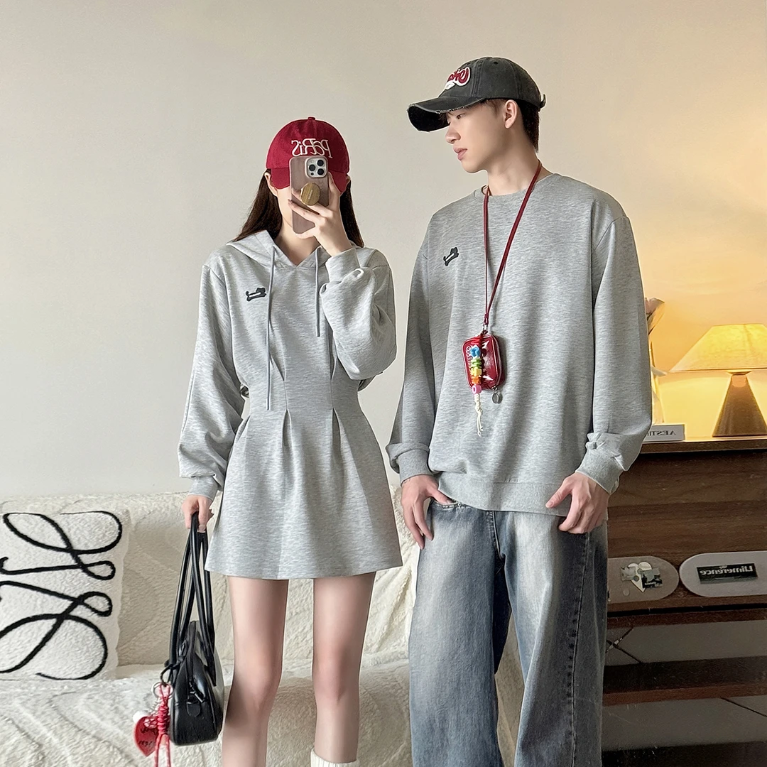 情侣款一衣一裙秋季韩式简约休闲小狗刺绣长袖T恤连帽抽绳连衣裙