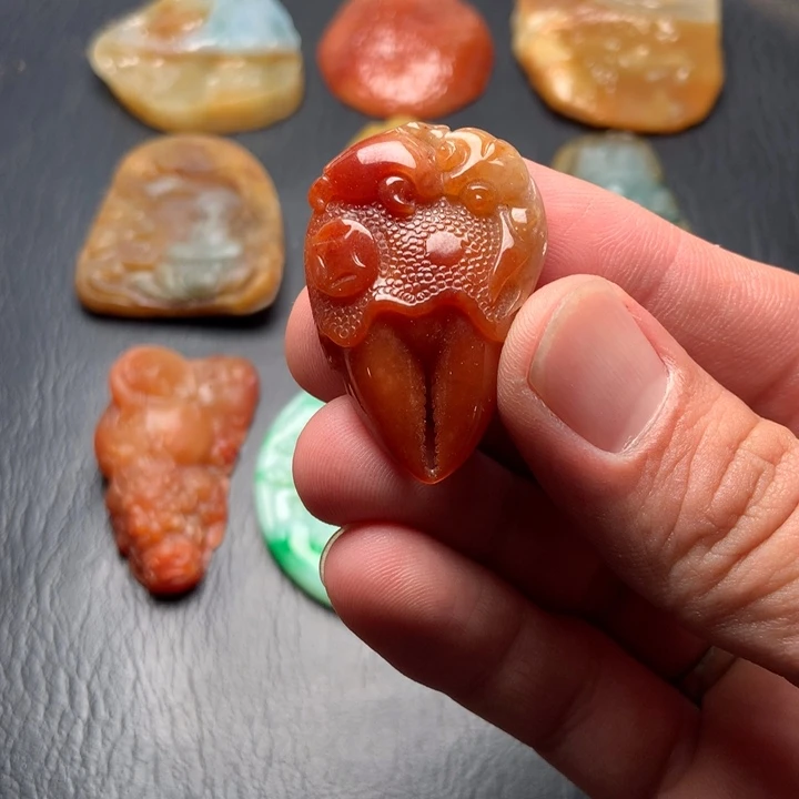 定制翡翠未镶嵌翡翠