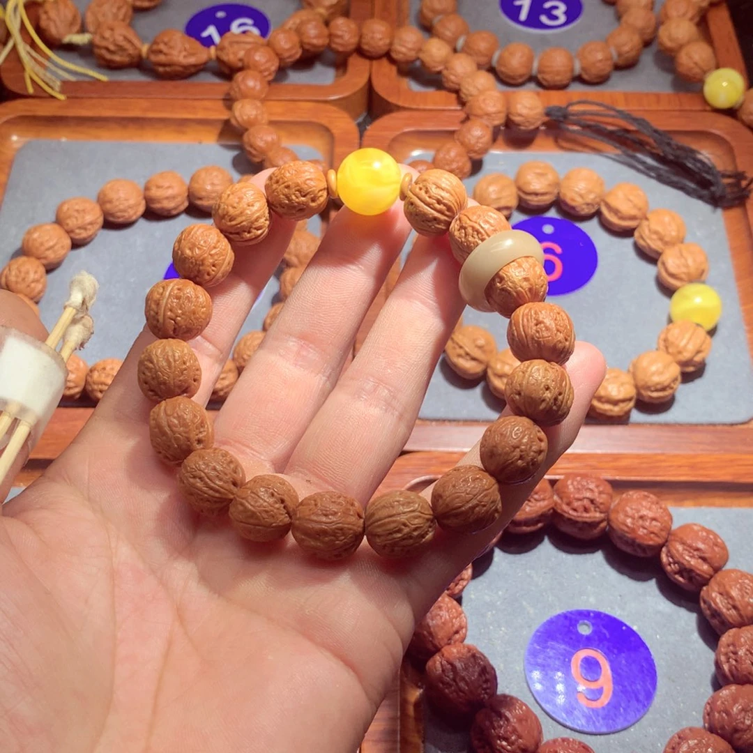 文玩核桃吊坠13mm小金豆