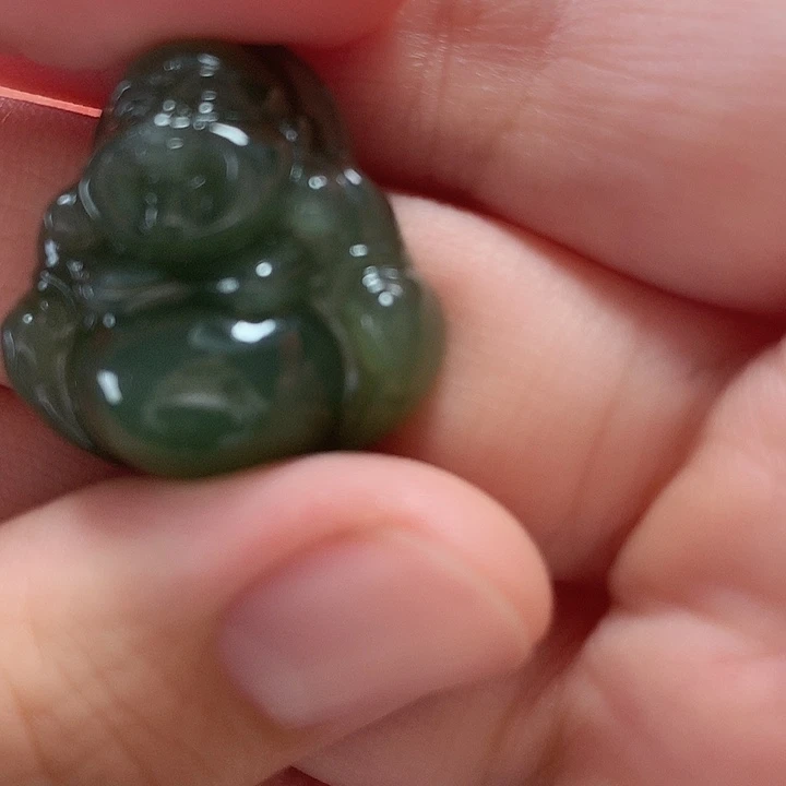 颈饰未镶嵌和田玉包容