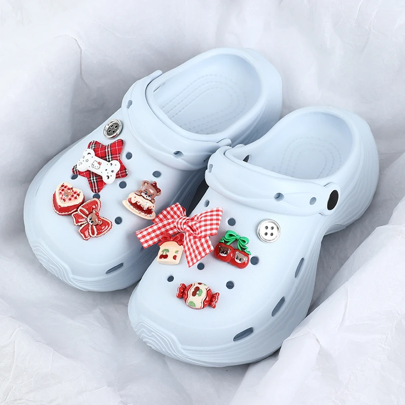 卡通洞洞鞋女夏季厚底踩屎感休闲凉拖鞋外穿学生百搭舒适凉鞋女士