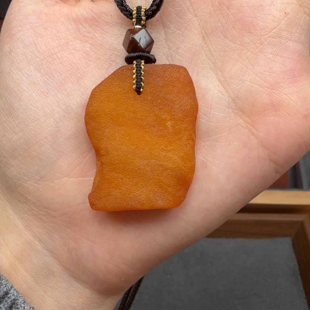 蜜蜡未镶嵌吊坠(赠链)