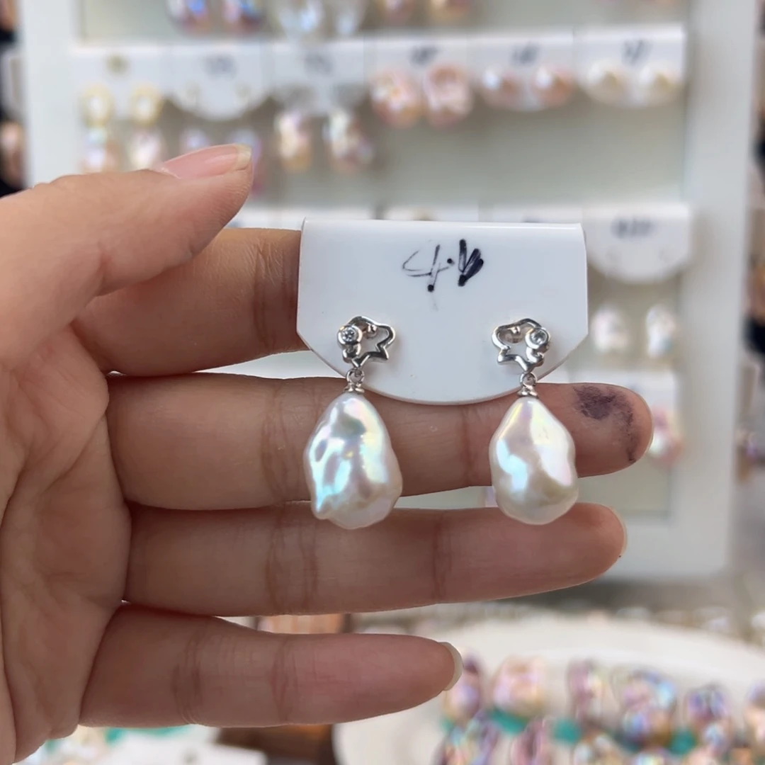 淡水珍珠耳饰银S925镶嵌一*牙