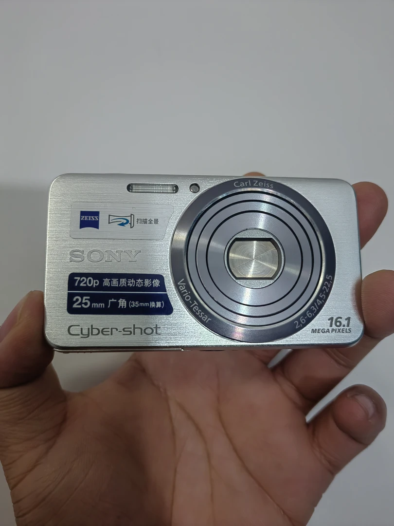 99新 Sony/索尼 索尼W630 成色99新ccd 1610w像素   5倍光学变焦