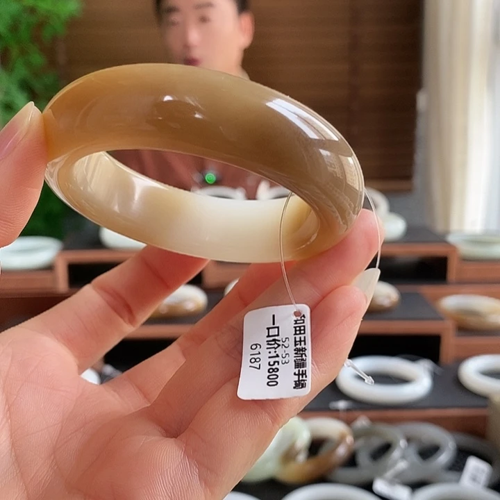 未镶嵌手镯和田玉6187