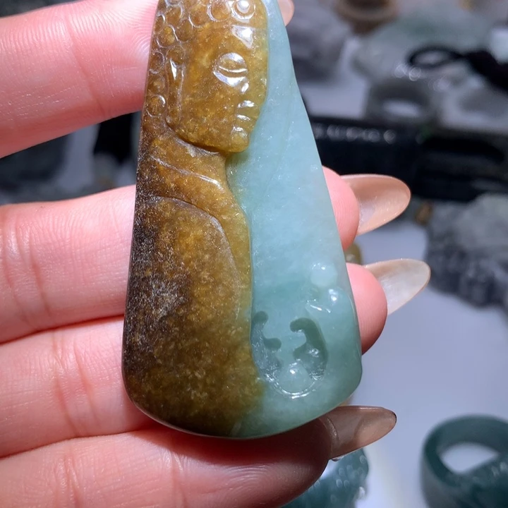 翡翠未镶嵌颈饰保真天然A货翡翠