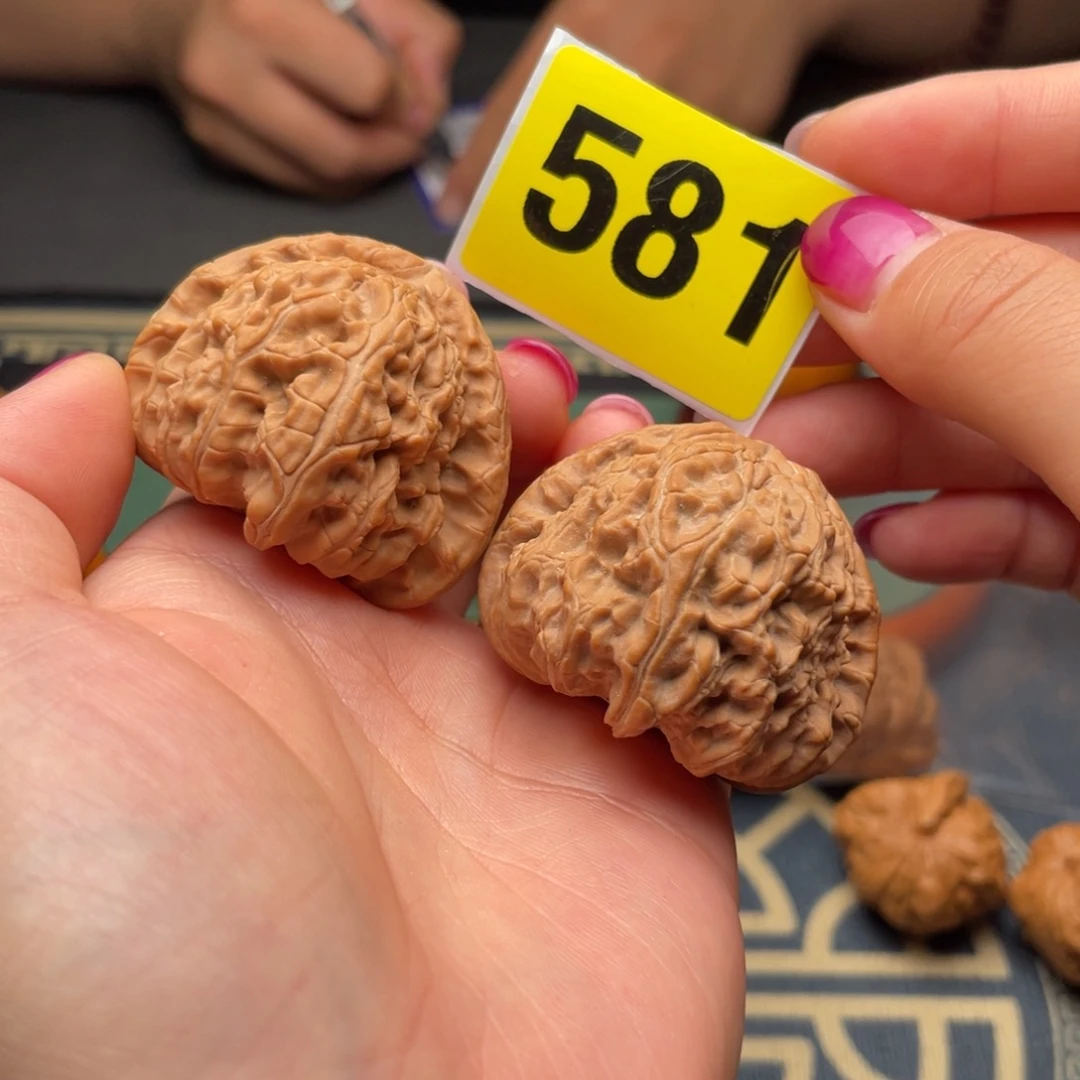 文玩核桃吊坠44全品三角白581号～