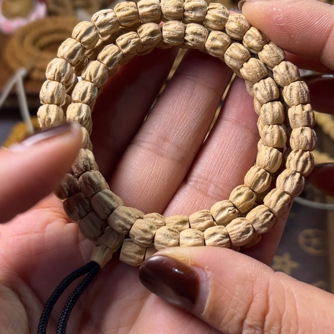 皮***花柏香籽/百香籽吊坠