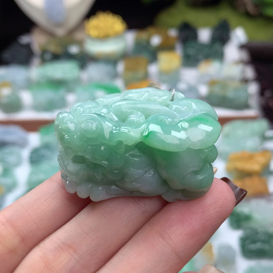 翡翠未镶嵌颈饰翡翠貔貅10