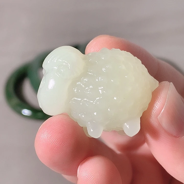 和田玉（碧玉）未镶嵌颈饰