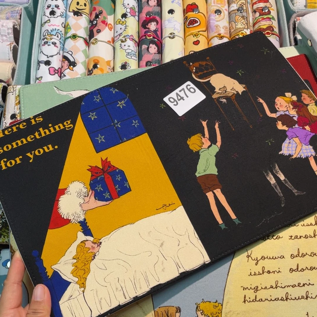 织绣A5 活页不加纸打孔9476