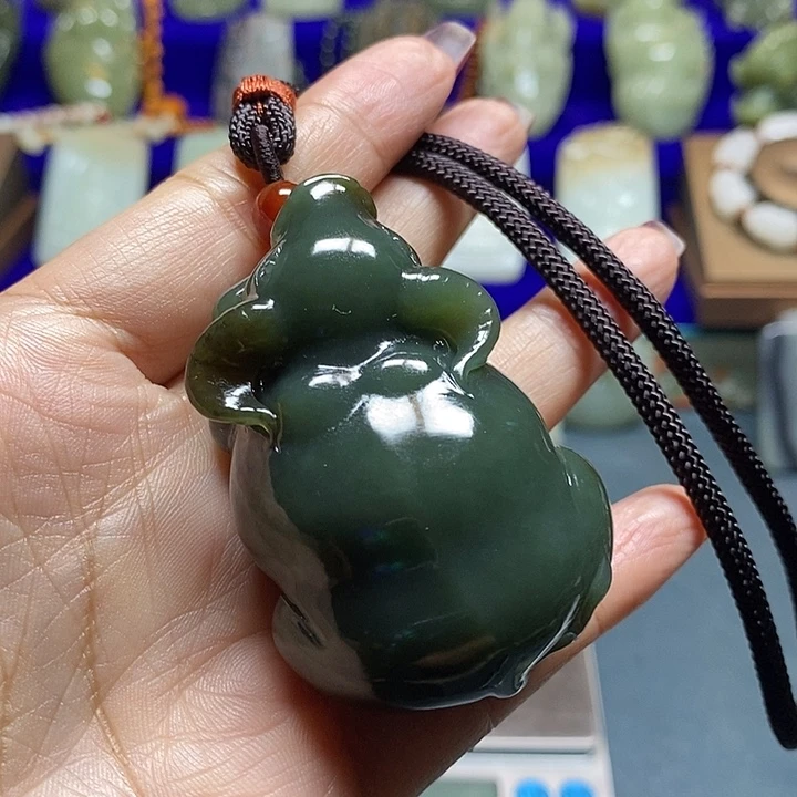 未镶嵌和田玉挂件