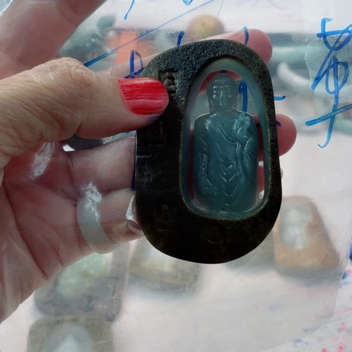 韩***革定制翡翠未镶嵌毛货