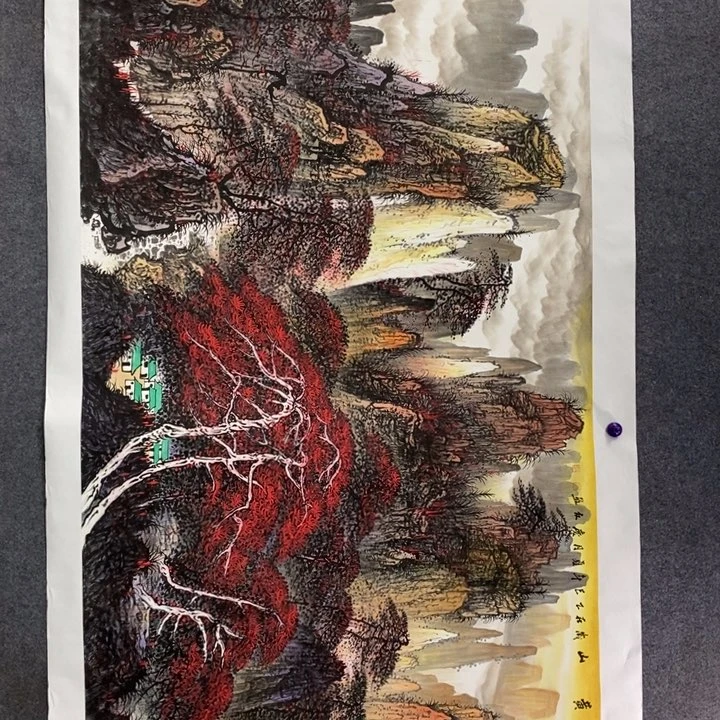 手绘作品等多种形式进行