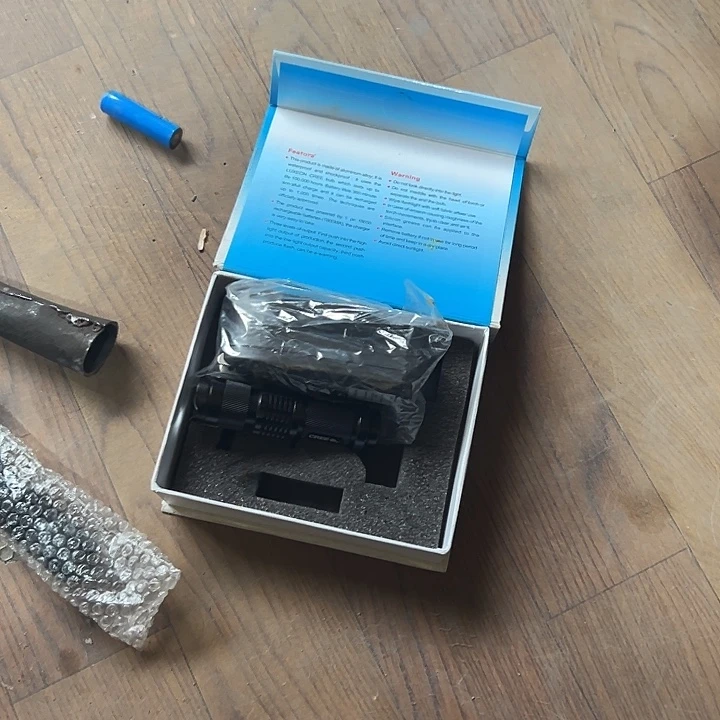 直播间电筒有瑕疵正常使用