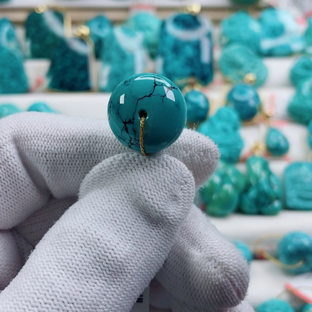 绿松石未镶嵌颈饰直径17.2