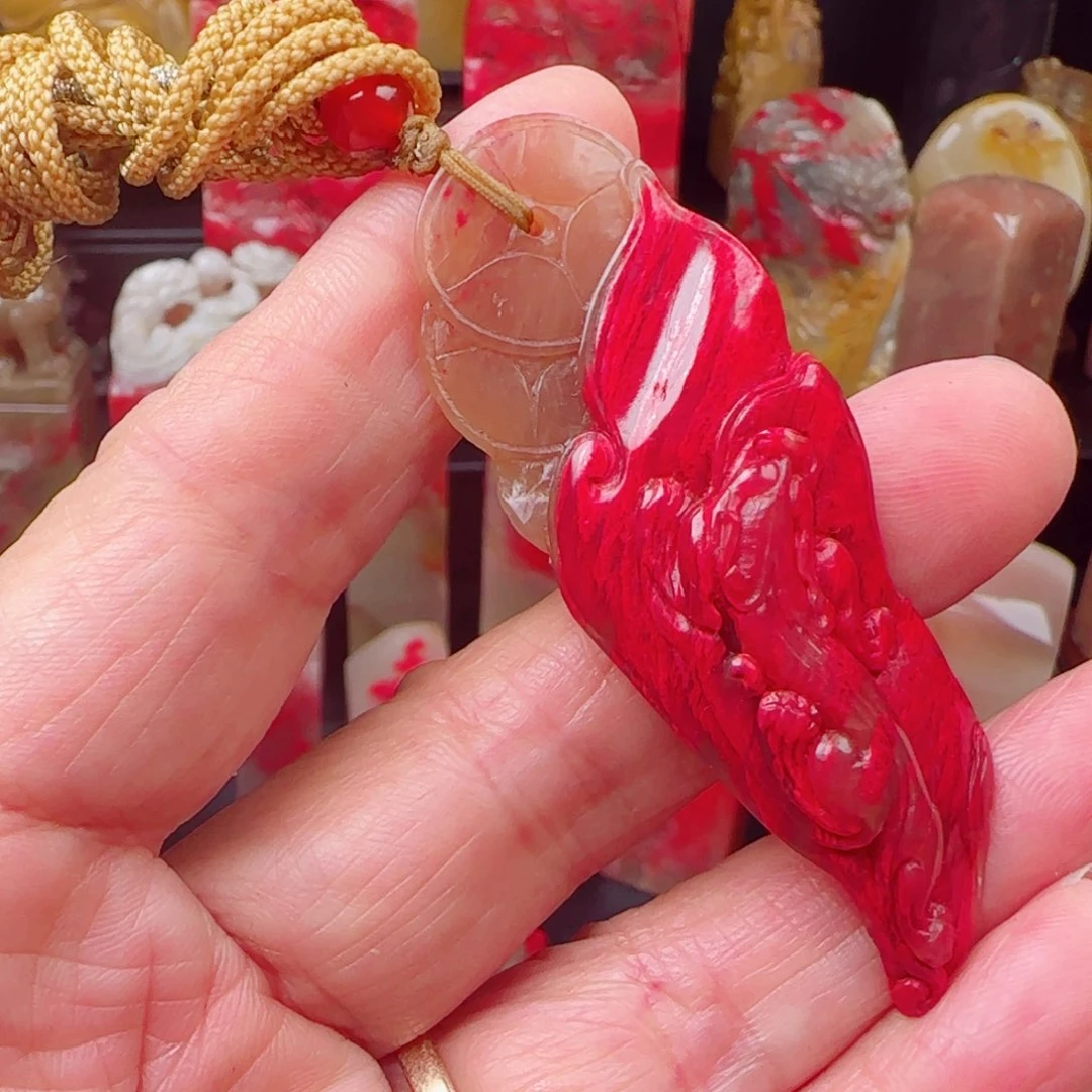 昌化石昌化鸡血石