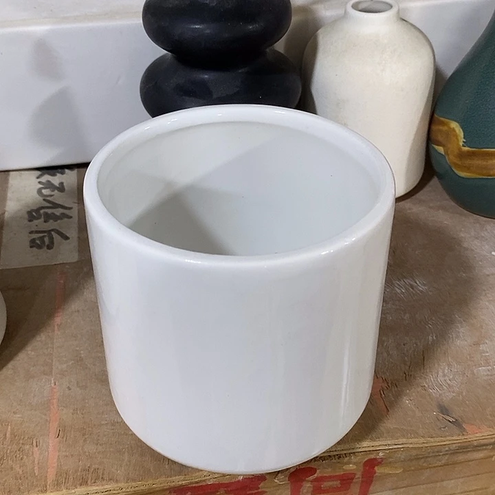 摆件陶盆有孔 瑕疵介意勿拍