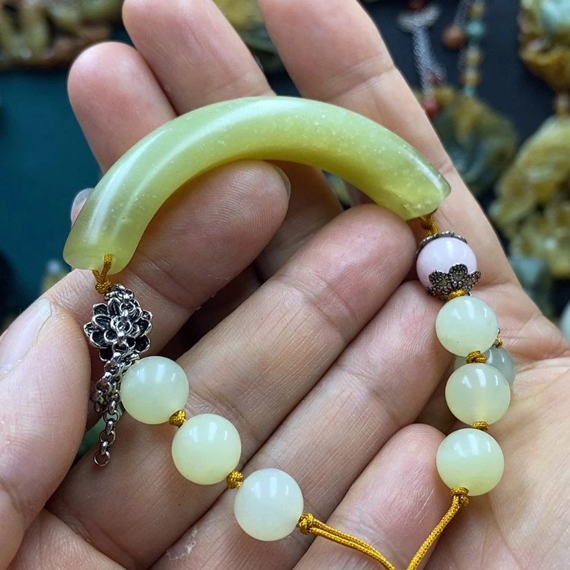 【闪购商品】蛇纹石玉未镶嵌手牌