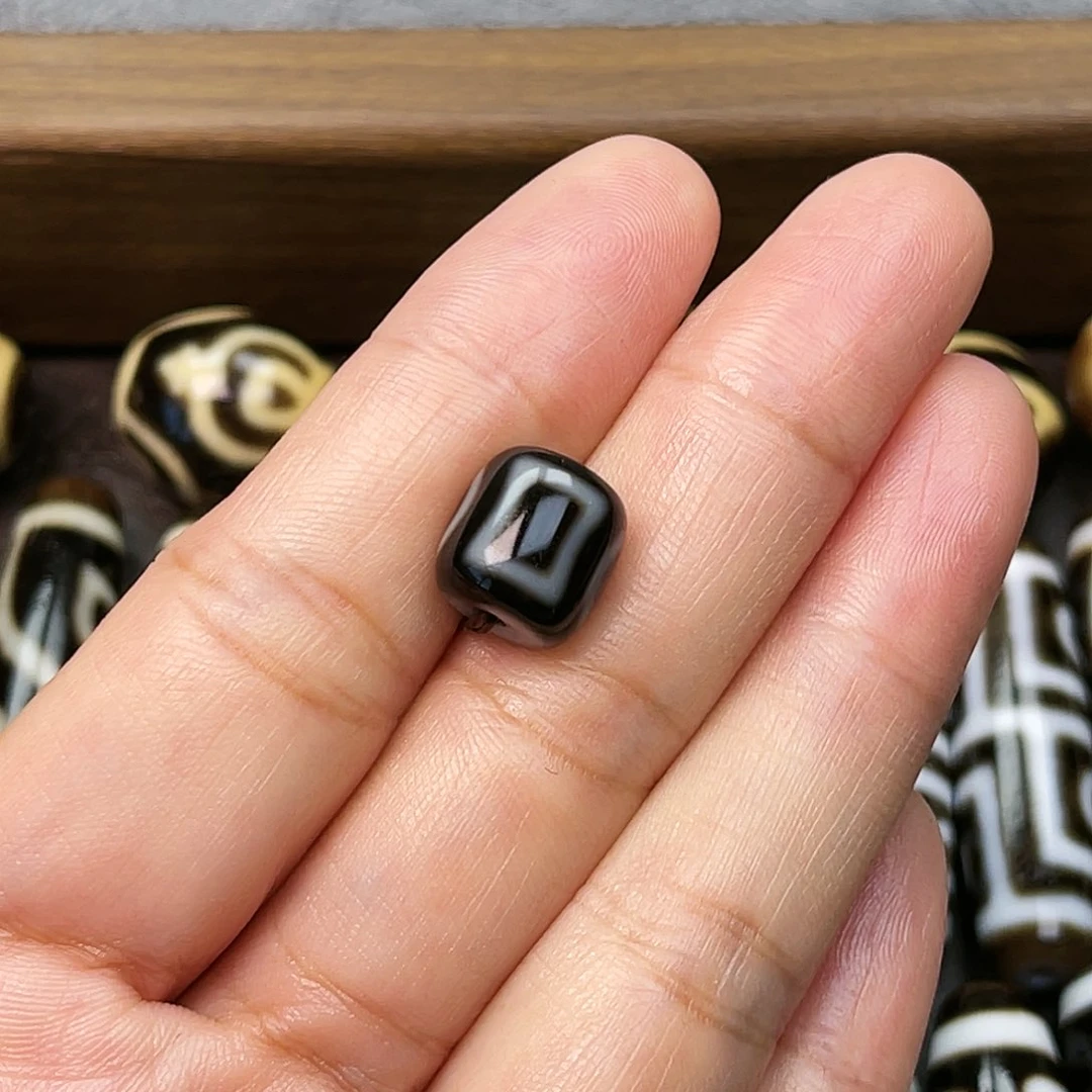 【闪购商品】未镶嵌颈饰玛瑙/玉髓露****)