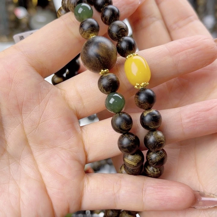 沉香手串*️****越南芽庄白棋玉化古董老料满樱子瘤疤虎斑纹