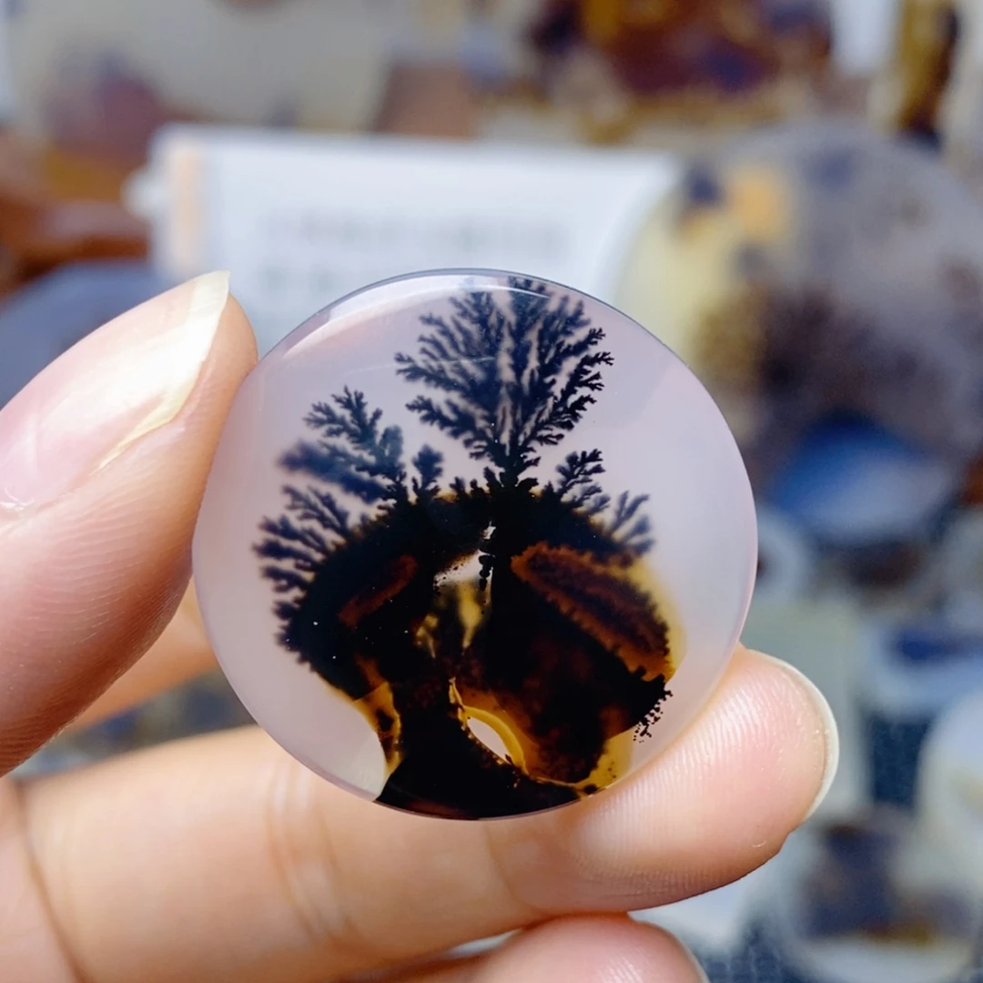 玛瑙/玉髓未镶嵌珠宝奇石