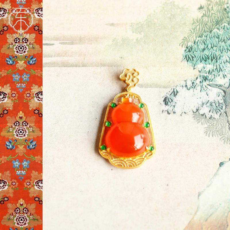 东方俪DOFUNLY【禄心欢】天然南红葫芦18K金吊坠NHDZ川骛