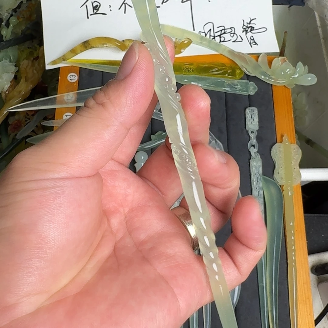 s***e未镶嵌蛇纹石玉发饰