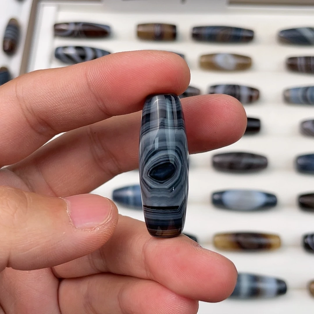 玛瑙/玉髓颈饰未镶嵌万***.