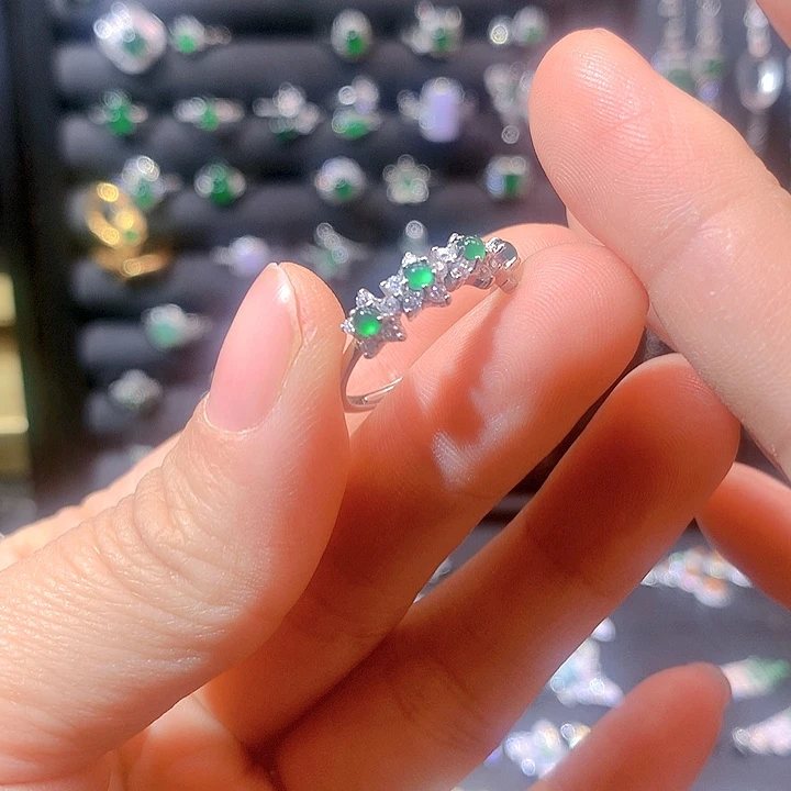 翡翠戒指银S925镶嵌戒指