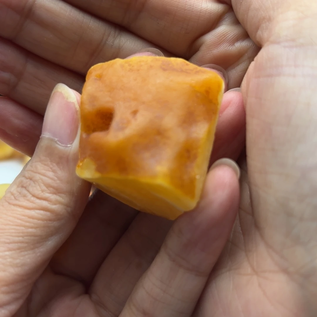 定制琥珀未镶嵌好*琥珀