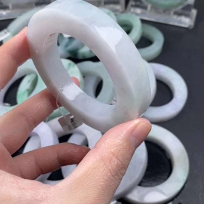 【闪购商品】定制翡翠翡翠未镶嵌小*贝
