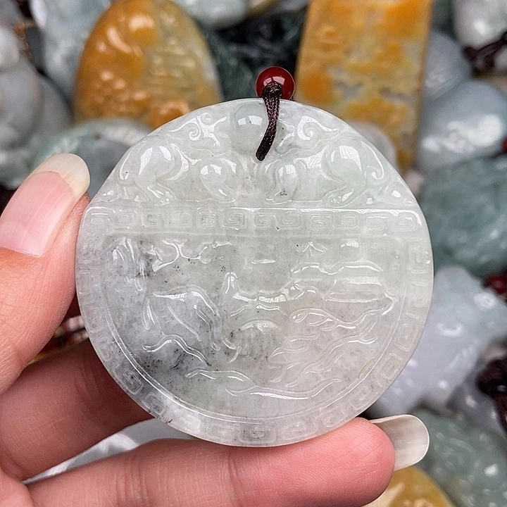 颈饰未镶嵌翡翠翡翠