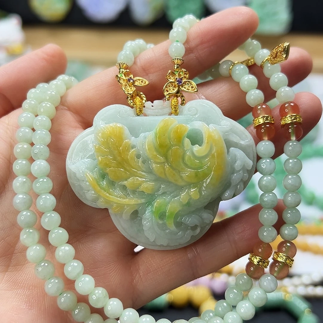 翡翠未镶嵌颈饰吊坠