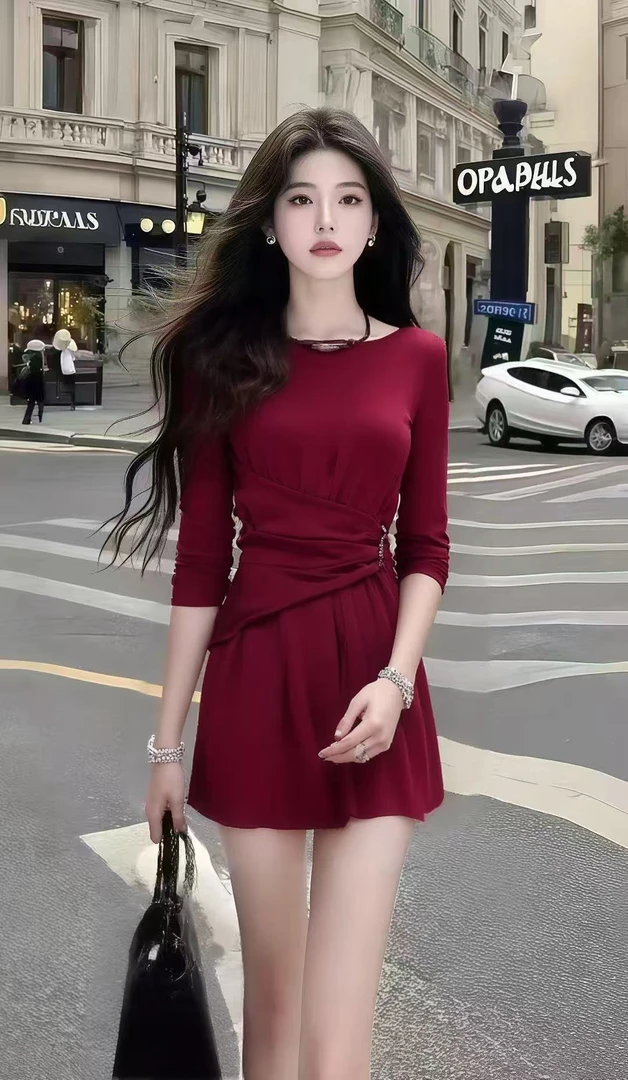 时尚轻奢高端名媛气质减龄显瘦女装酒红色圆领长袖收腰连衣裙女