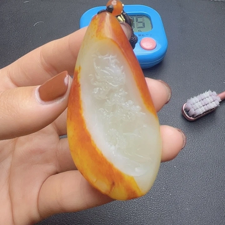 和田玉挂件未镶嵌心*T