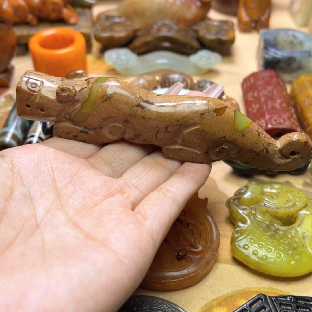 【闪购商品】蛇纹石玉颈饰未镶嵌