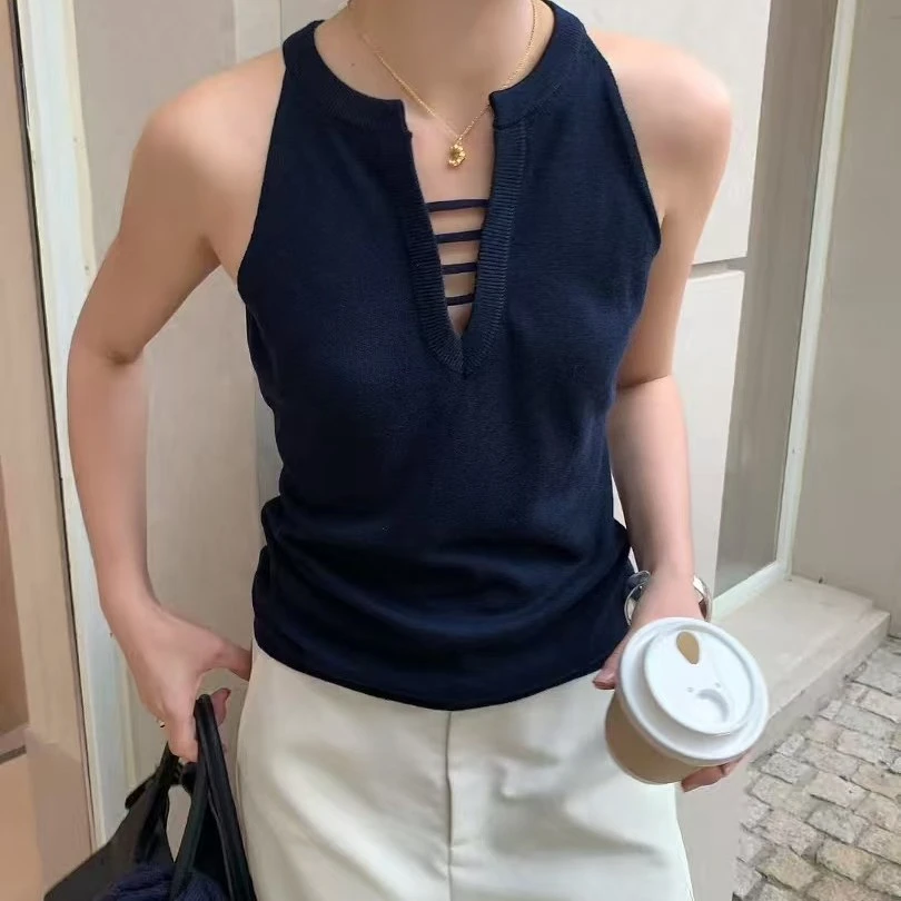 M FIVE辣妹性感蓝色挂脖镂空V领无袖吊带背心夏季外穿设计感上衣
