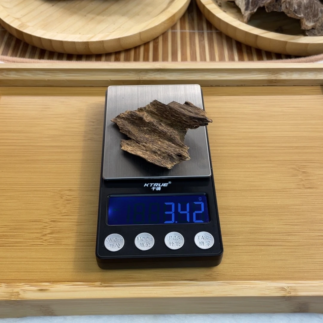 沉香沉香碎屑海南吊口料3.4克