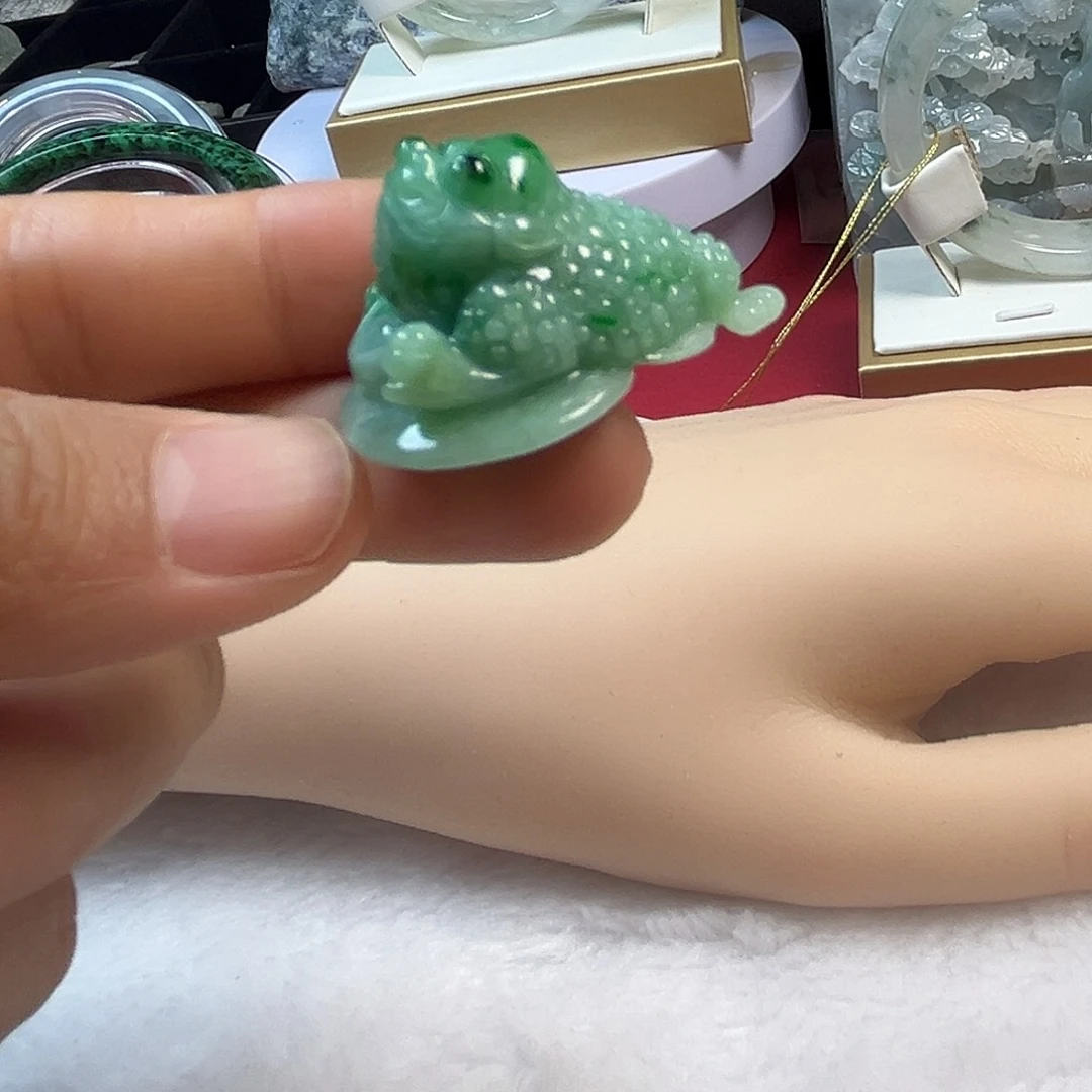 颈饰未镶嵌翡翠缅甸天然A货翡翠金蟾吊坠