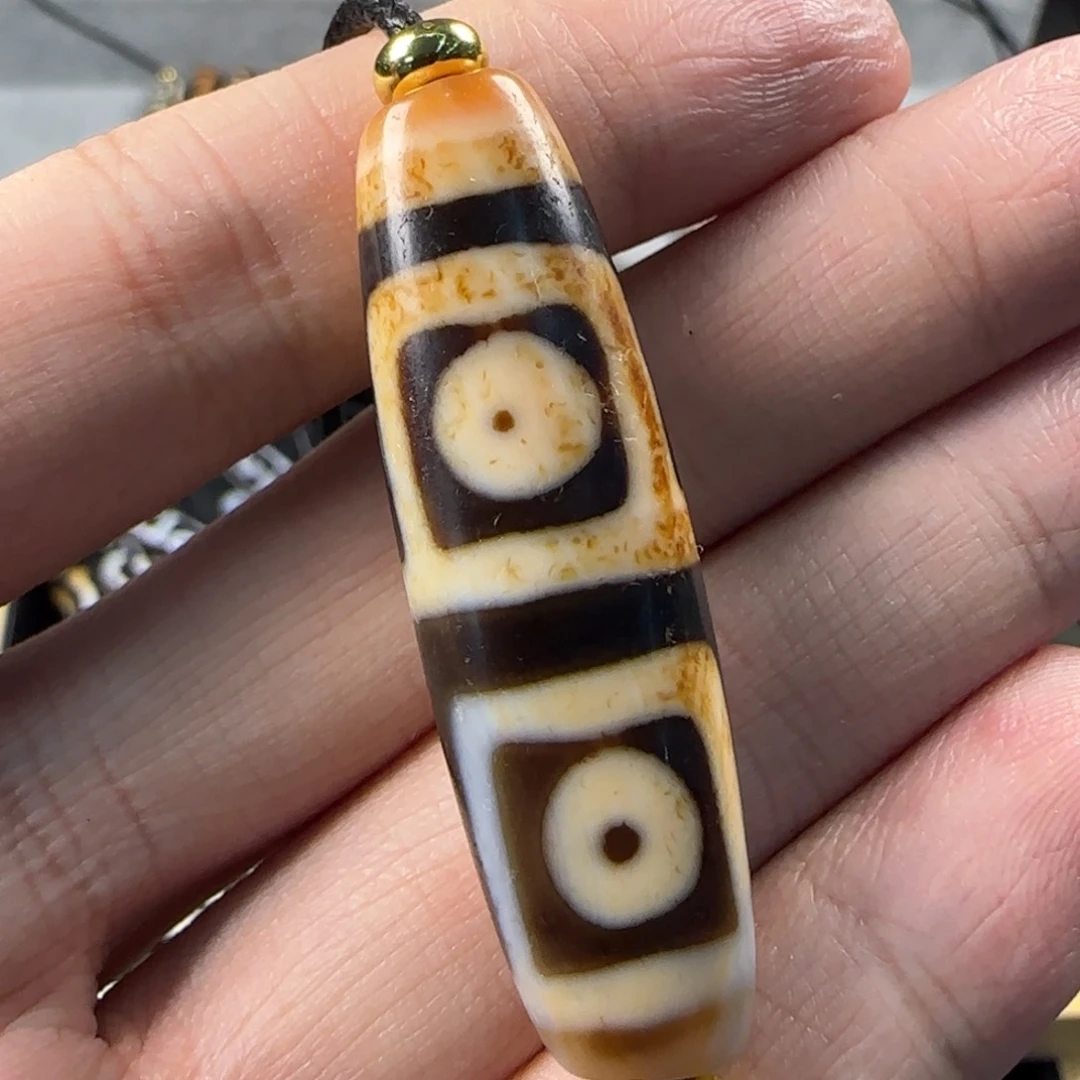 玛瑙/玉髓颈饰未镶嵌山****子