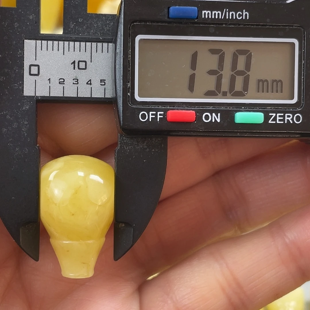 蜜蜡未镶嵌裸石34杂