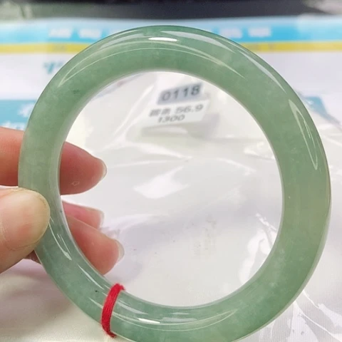 翡翠手镯未镶嵌0118号