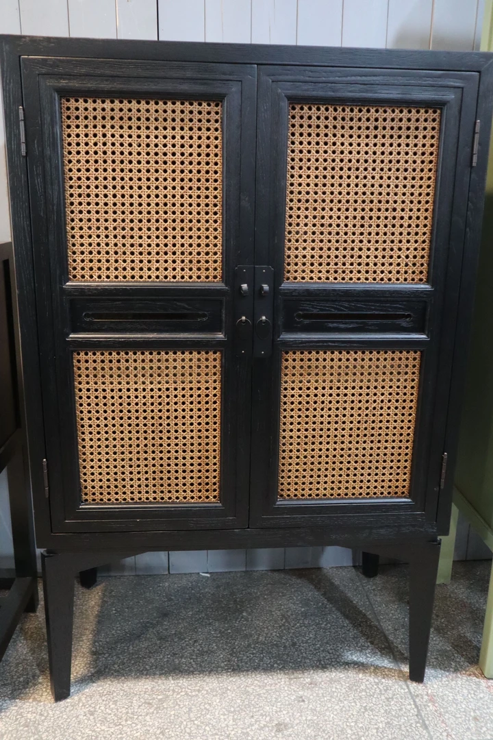 二门藤编小柜 尺寸80*44*124