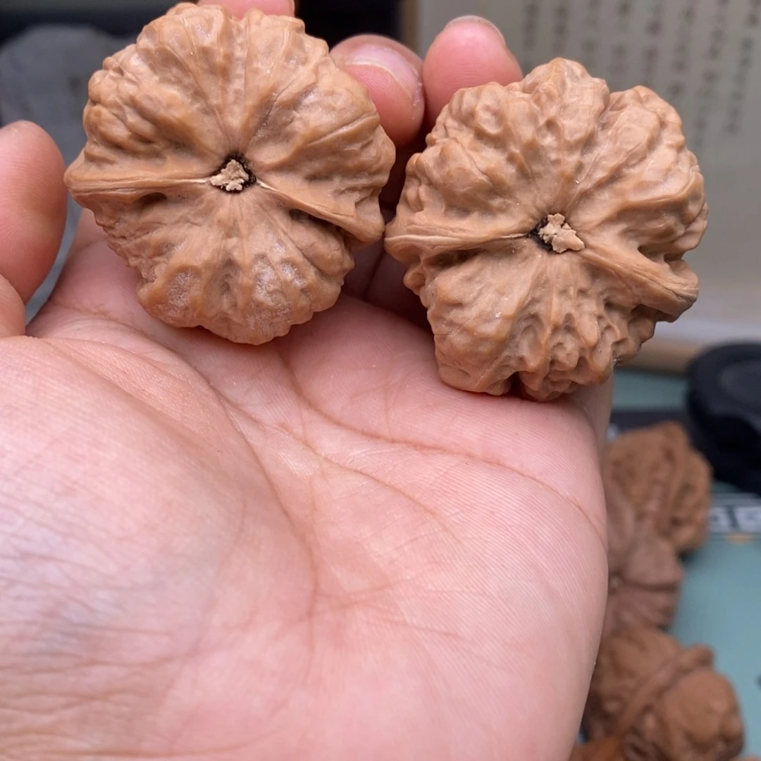 文玩核桃把件39蛤蟆头