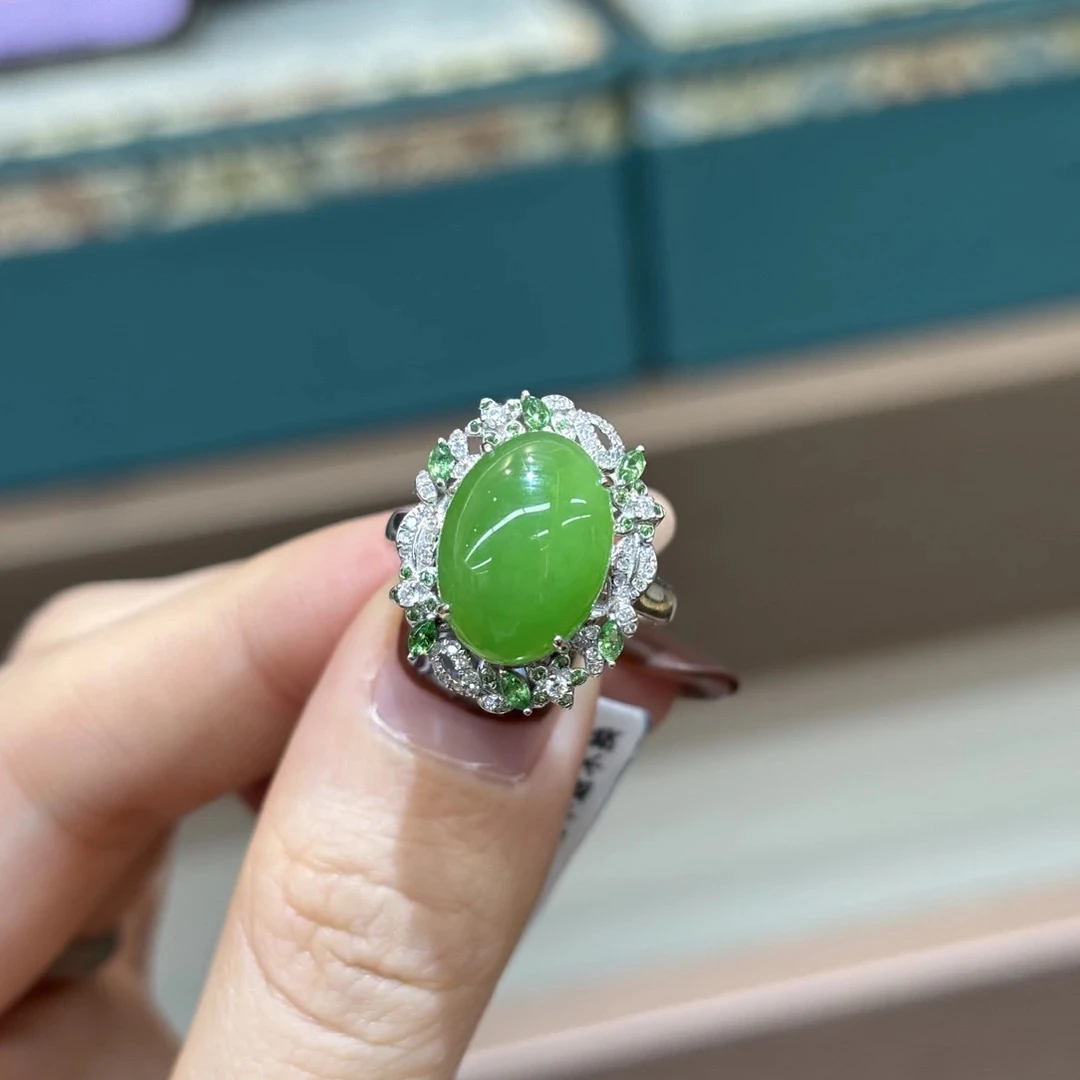 120601和田玉俄料碧玉苹果绿18K金镶戒指圈号15