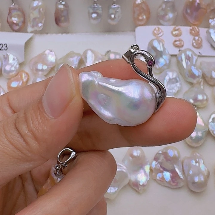 未镶嵌颈饰淡水珍珠